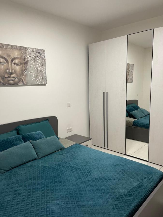 Zen Apt In The Heart Of Malta Ta Xbiex Eksteriør bilde